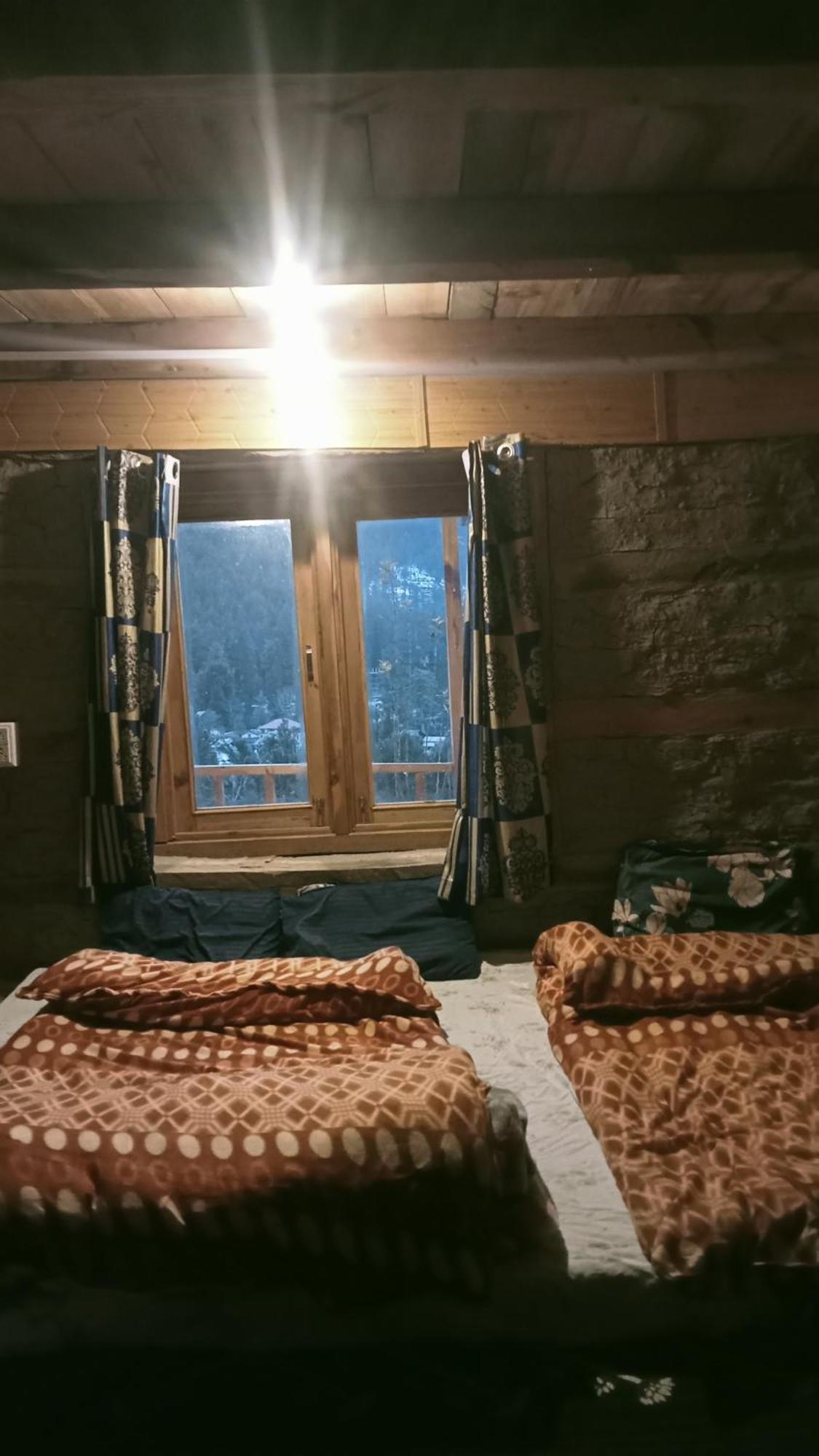 Woodstock Villa Rooms&Entirevilla Tulga Kalgha Dış mekan fotoğraf
